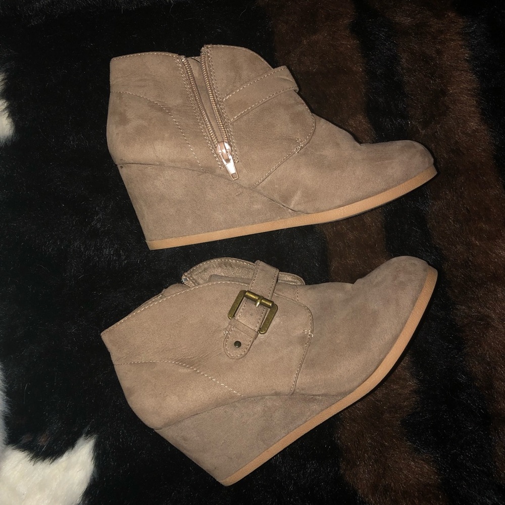 Nude booties